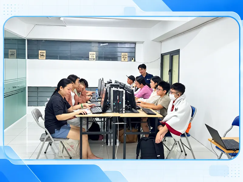 Ảnh minh họa thiết kế từ lớp tin học thực tế do chủ website cung cấp, dùng cho nội dung Lớp tin học thực hành.